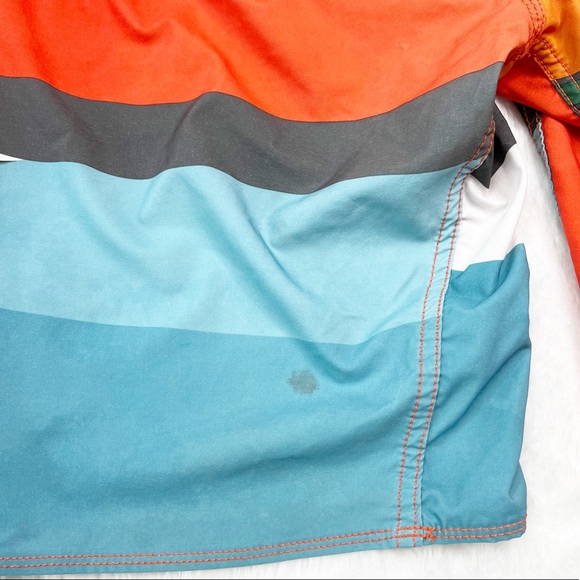 Reef Multicolor Color Block 11” Board Shorts Size 32 - Picture 14 of 14